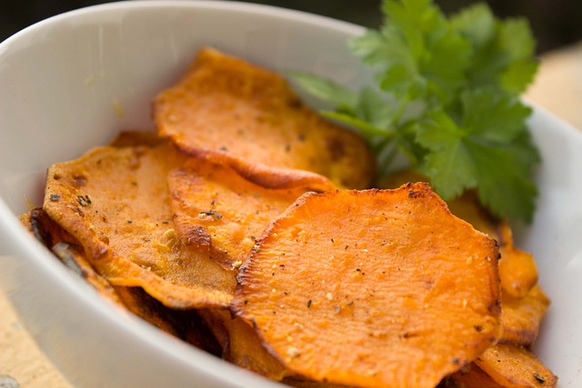 Delicious Sweet Potato Fries Paired with Spicy Sriracha Dip